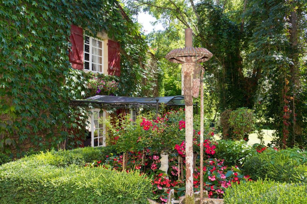 Bed & Breakfast Le Moulin Neuf Saint-Alvère 외부 사진
